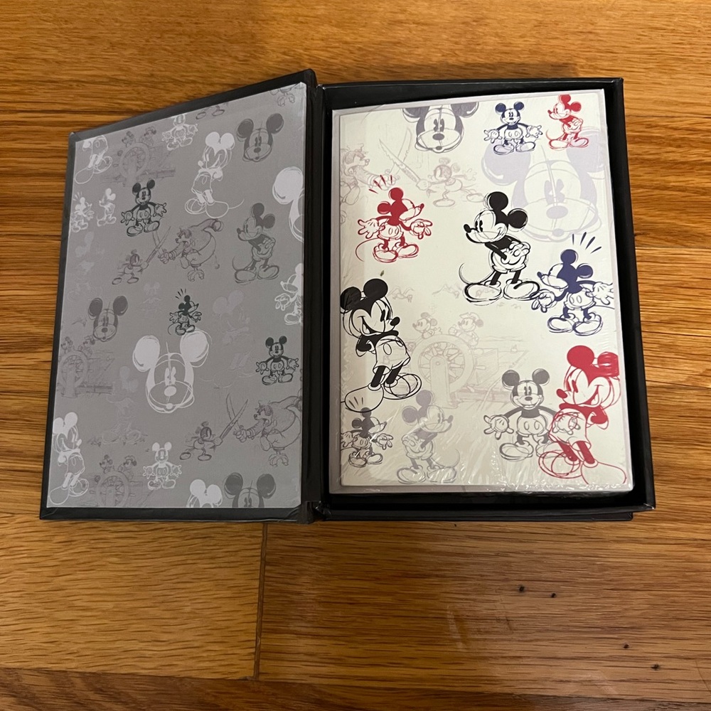New Walt Disney Studios Assorted Notecards Set